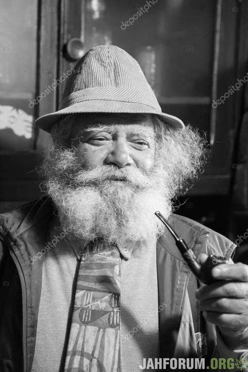 depositphotos_70700505-stock-photo-bearded-old-man.jpg